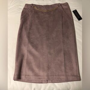 Women's Suede Skirt - Mauve